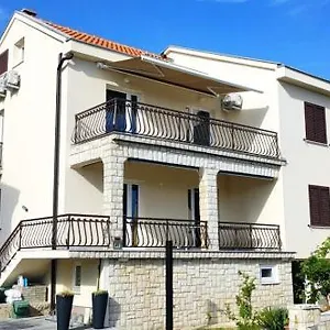 Beleca Krk - Rest & Sea Apartman