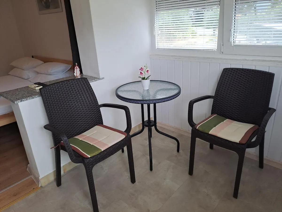 Studio Apartments Maslinik Krk Town